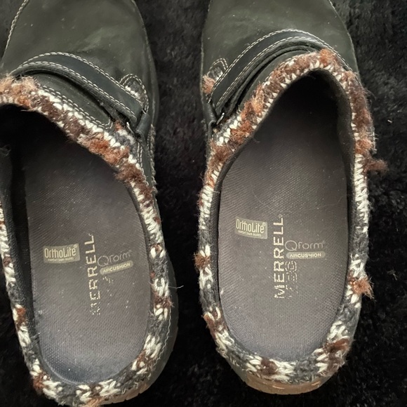 Merrell Encore Scoop slide on clogs with knit edging. Size 7.5 - Picture 4 of 8